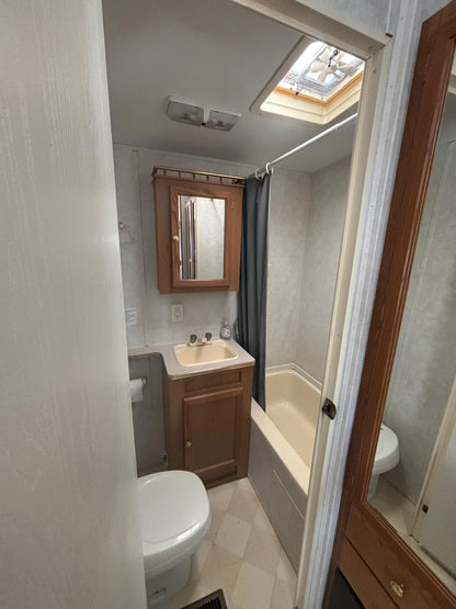 The 5th Wheel — $175 / night