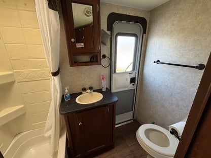 The Elaine $250 / night